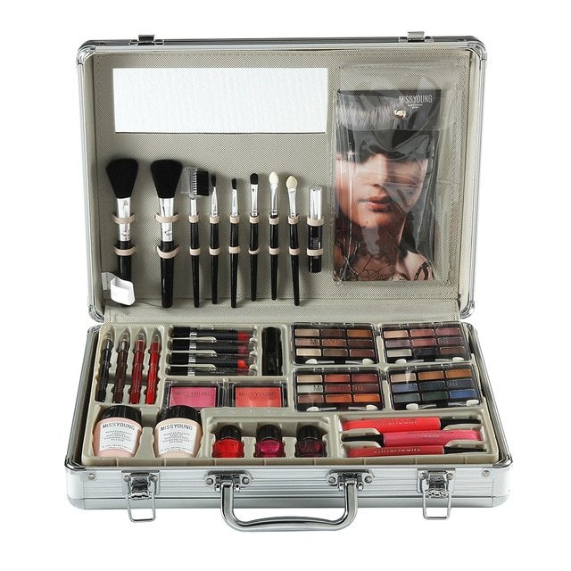 Makeup set for artist