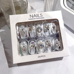 Rhinestone Manicure Wear Nail